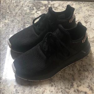 Women’s Adidas shoe Swift Run